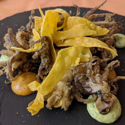 Pulpo frito en Restaurante La Bola de Jorge Bosch