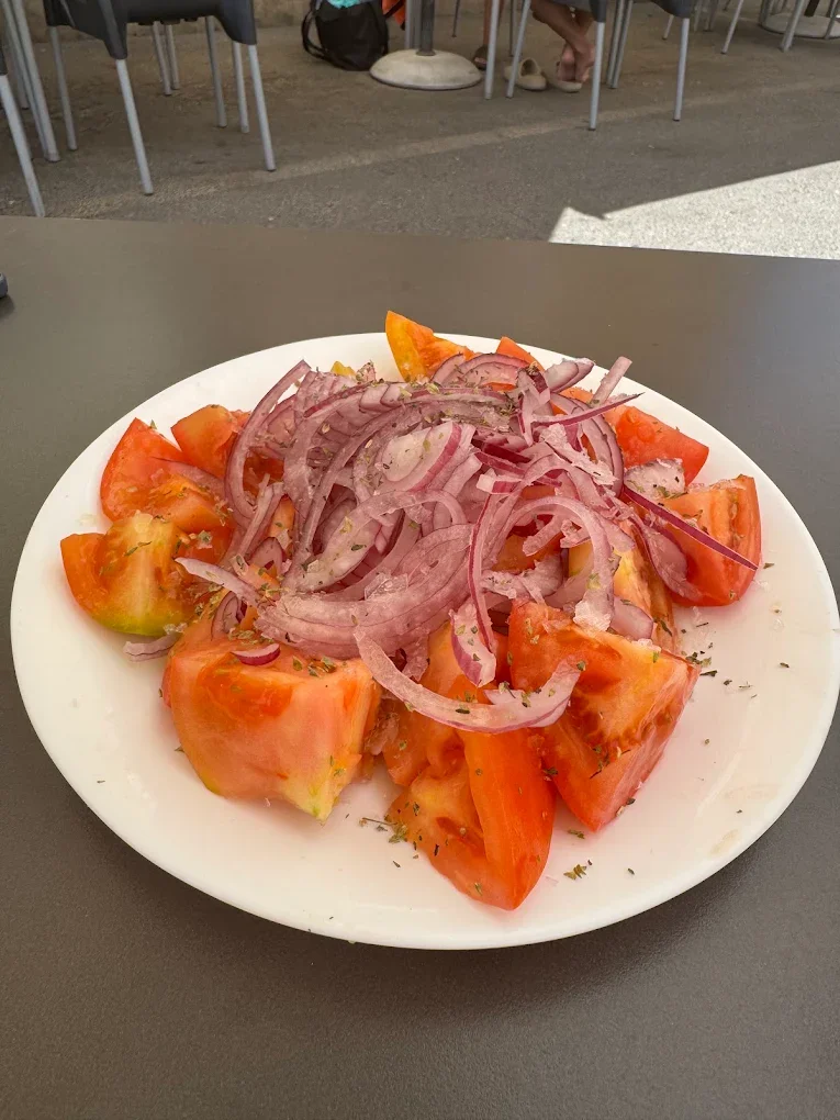 Ensalada de tomates en Bar Careta