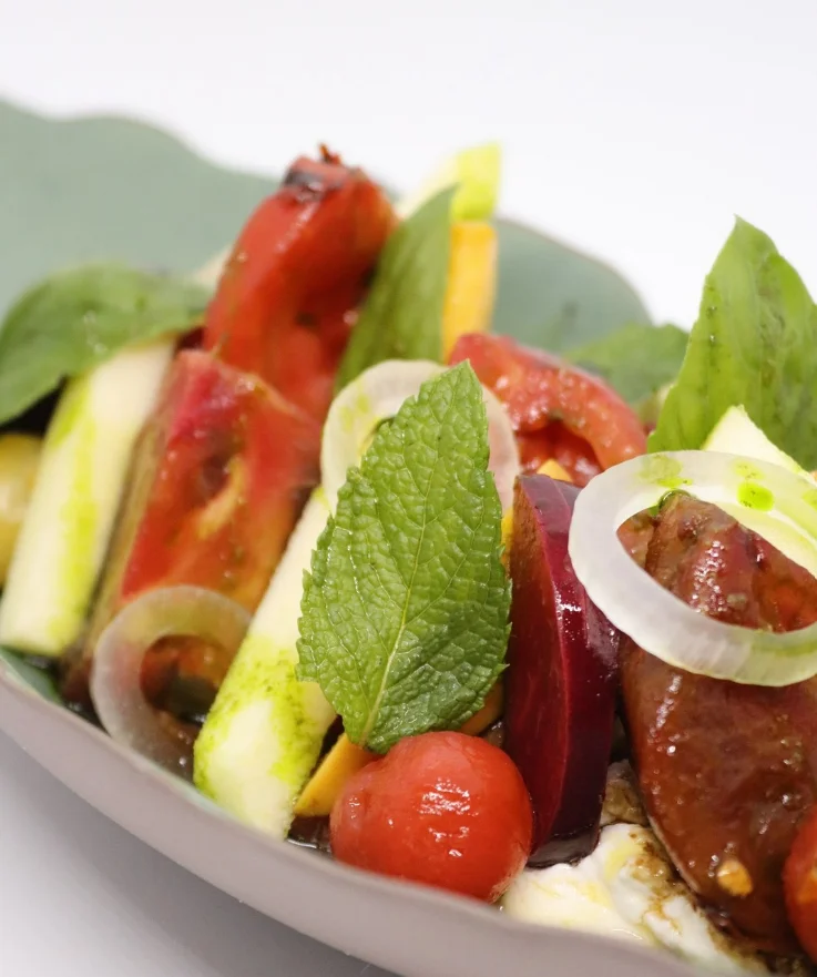 Ensalada de tomates en FORN de Sant Joan