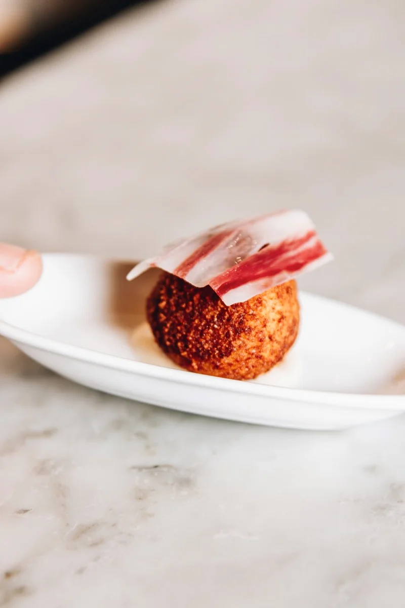 Croquetas en El Faro de Cádiz