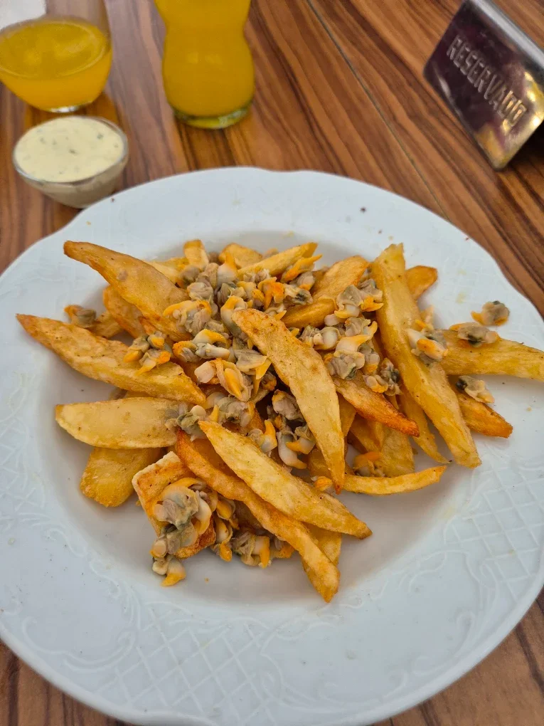Papas con berberechos
