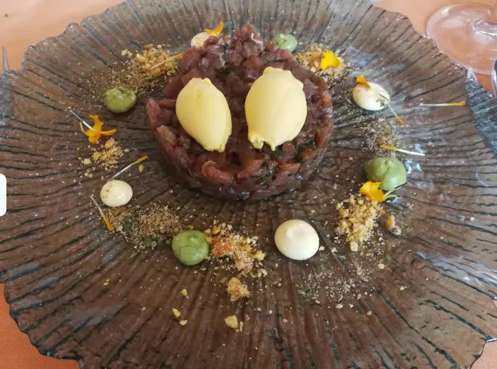 Tartar de atún en Restaurante La Bola de Jorge Bosch