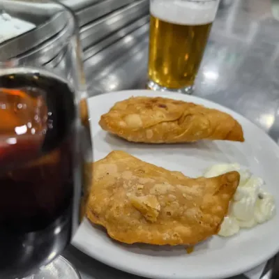 Empanadillas en Bar Los Zagales