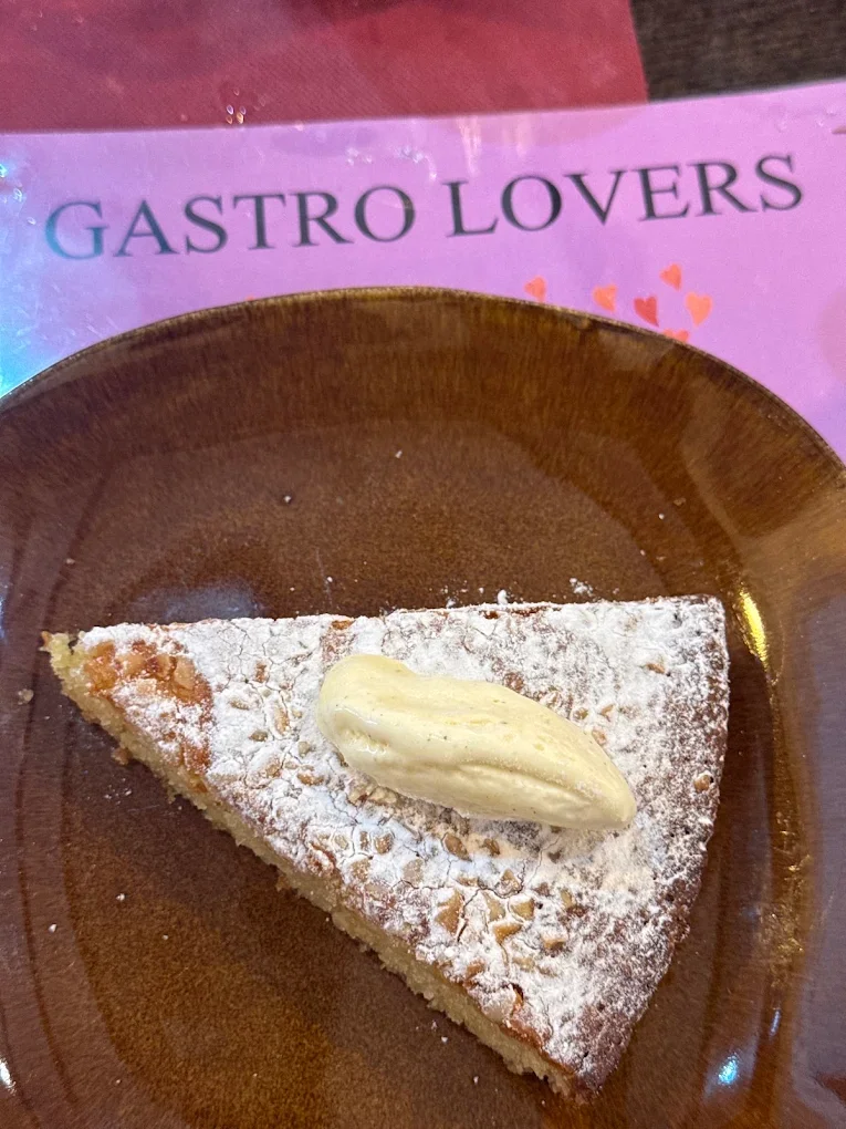 Tarta de Santiago