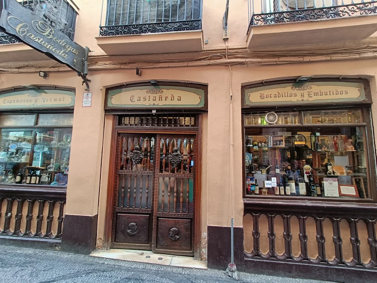 Bodegas Castañeda - foto 4 di 10