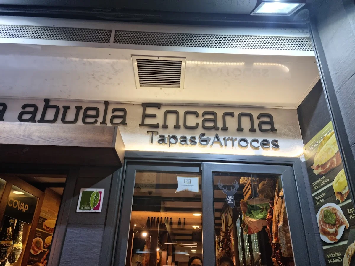 La Abuela Encarna Tapas & Arroces