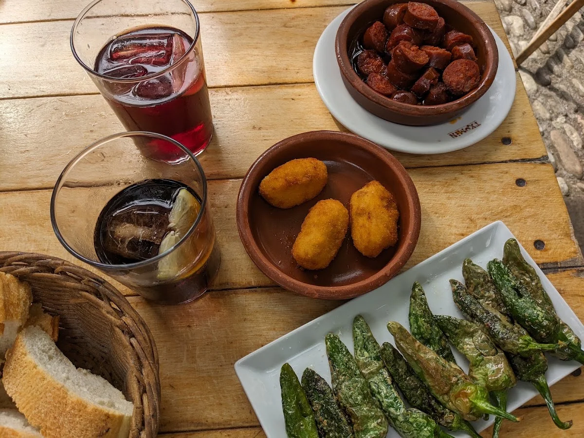 Txomin Taberna - Foto 4 von 5
